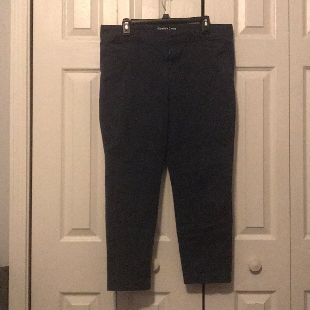 Old Navy pixie pants. Navy